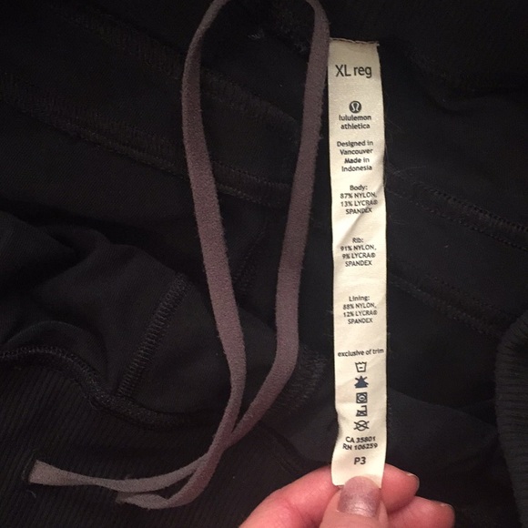 Sweatpants - Picture 2 of 4